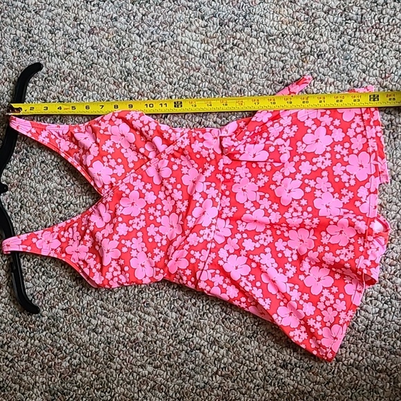 DECREE BRAND WOMENS ONE PIECE PINK AND RED SWIM SUIT WITH WRAP SKIRT SIZE XS - Picture 15 of 16